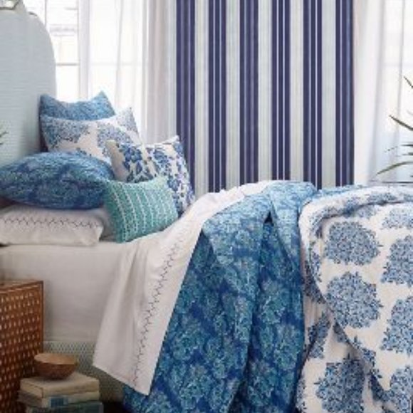 Sandesa Duvet - Queen 300$ US - Picture 3 of 6